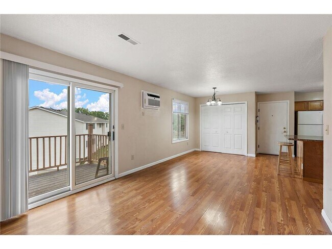 Building Photo - 926 Wescott Trail