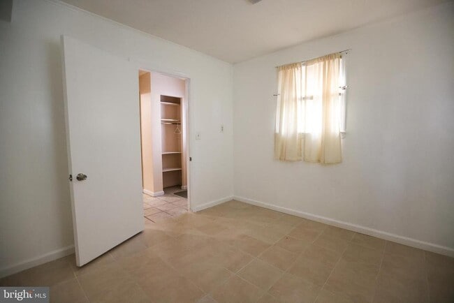 Building Photo - 7612 Newcastle Dr