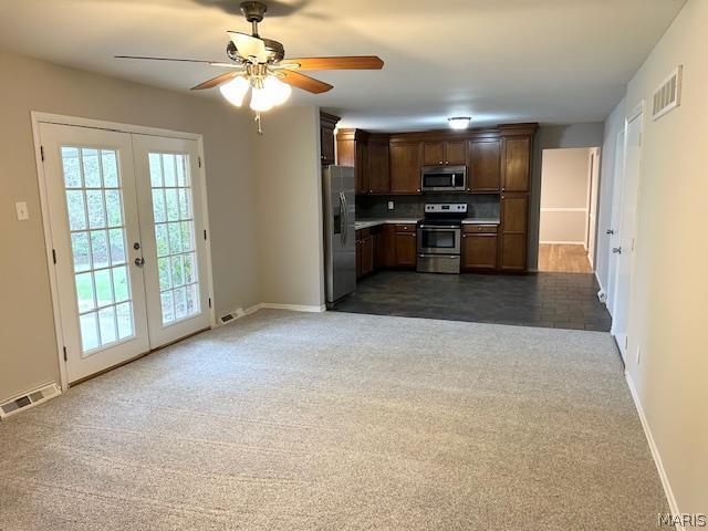 Building Photo - 724 Clarence Dr