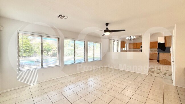 Building Photo - 1168 S Park Grove Ct