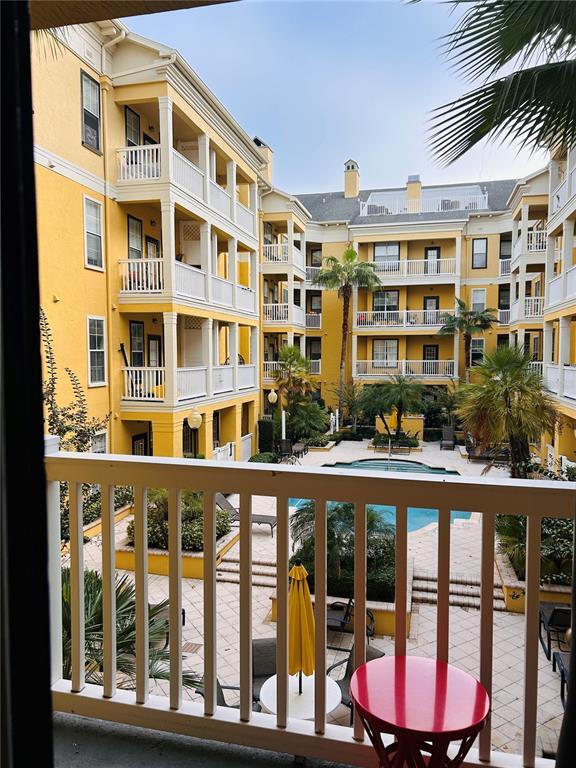 Building Photo - 860 N Orange Ave