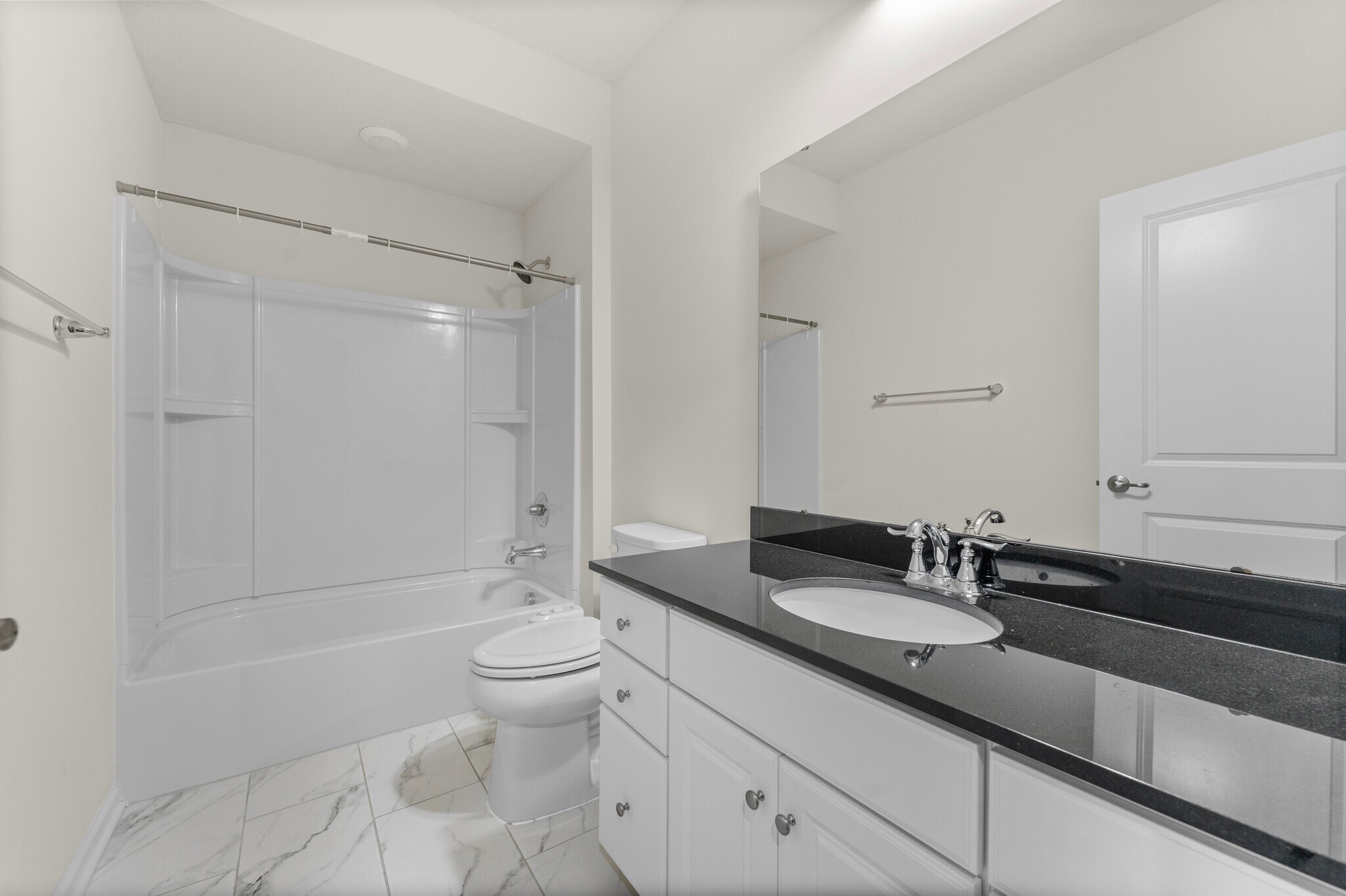 Building Photo - 2008 Hemlock Ln