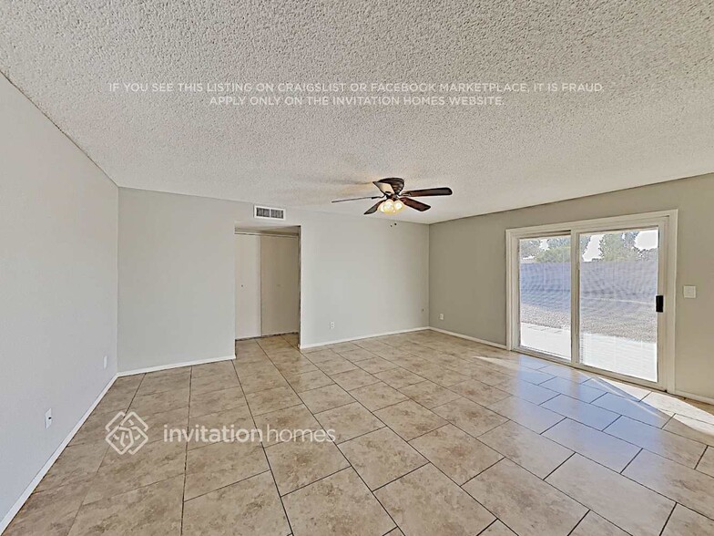 Building Photo - 12446 N 50th Ln