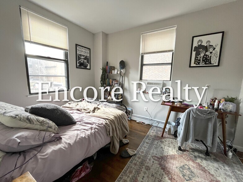 Building Photo - 41 Stearns Rd