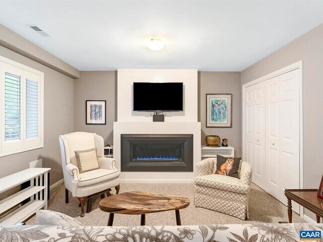 Building Photo - 1303 Branchlands Dr