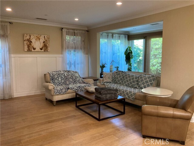 Building Photo - 64 Cherry Tree