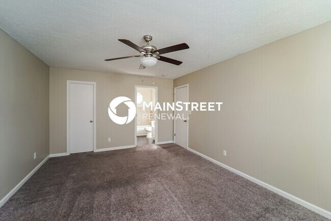 Building Photo - 3 Bedroom Pet-Friendly Home in Louisville,...