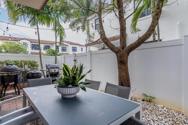 Building Photo - 110 NW 209th Way