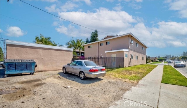 Building Photo - 1381 Burwood St