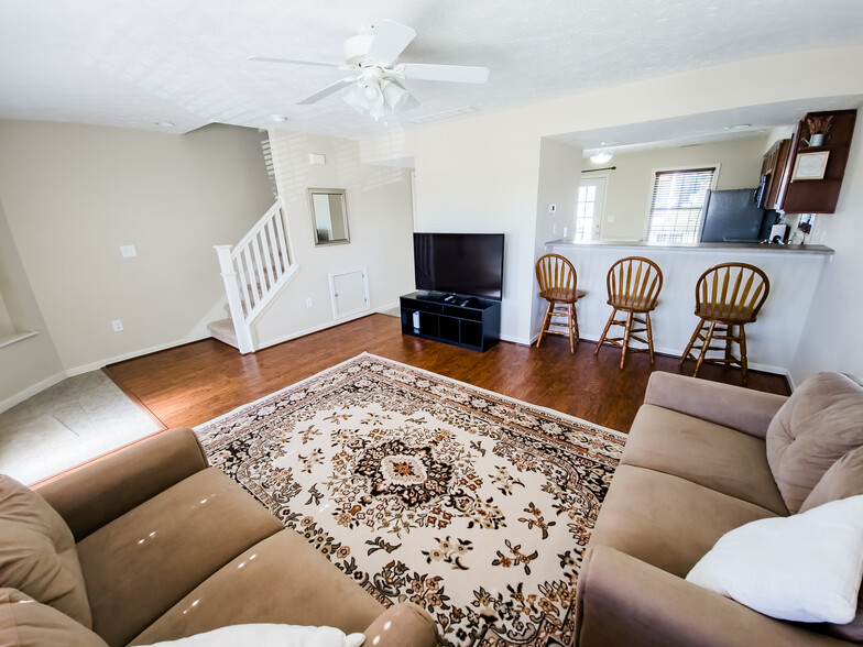 Living room - 2609 S Delila Star Dr