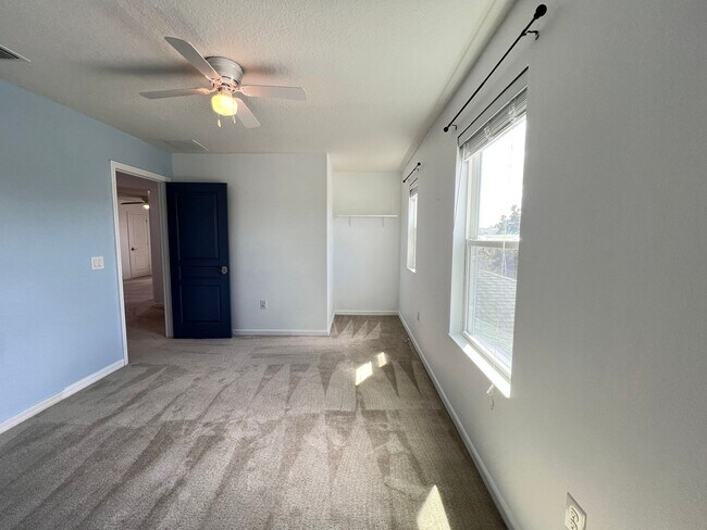 Building Photo - Perfect Home waiting for you!