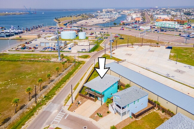 Building Photo - 100 Port Isabel St