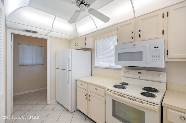 Building Photo - 3799 S Banana River Blvd