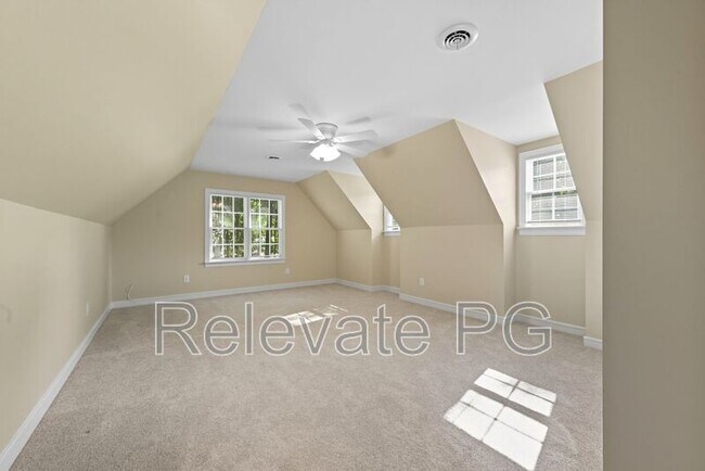 Building Photo - 1704 Clear Springs Cir