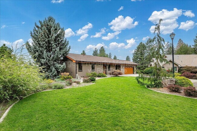 Building Photo - 5203 N Mulvaney Ct