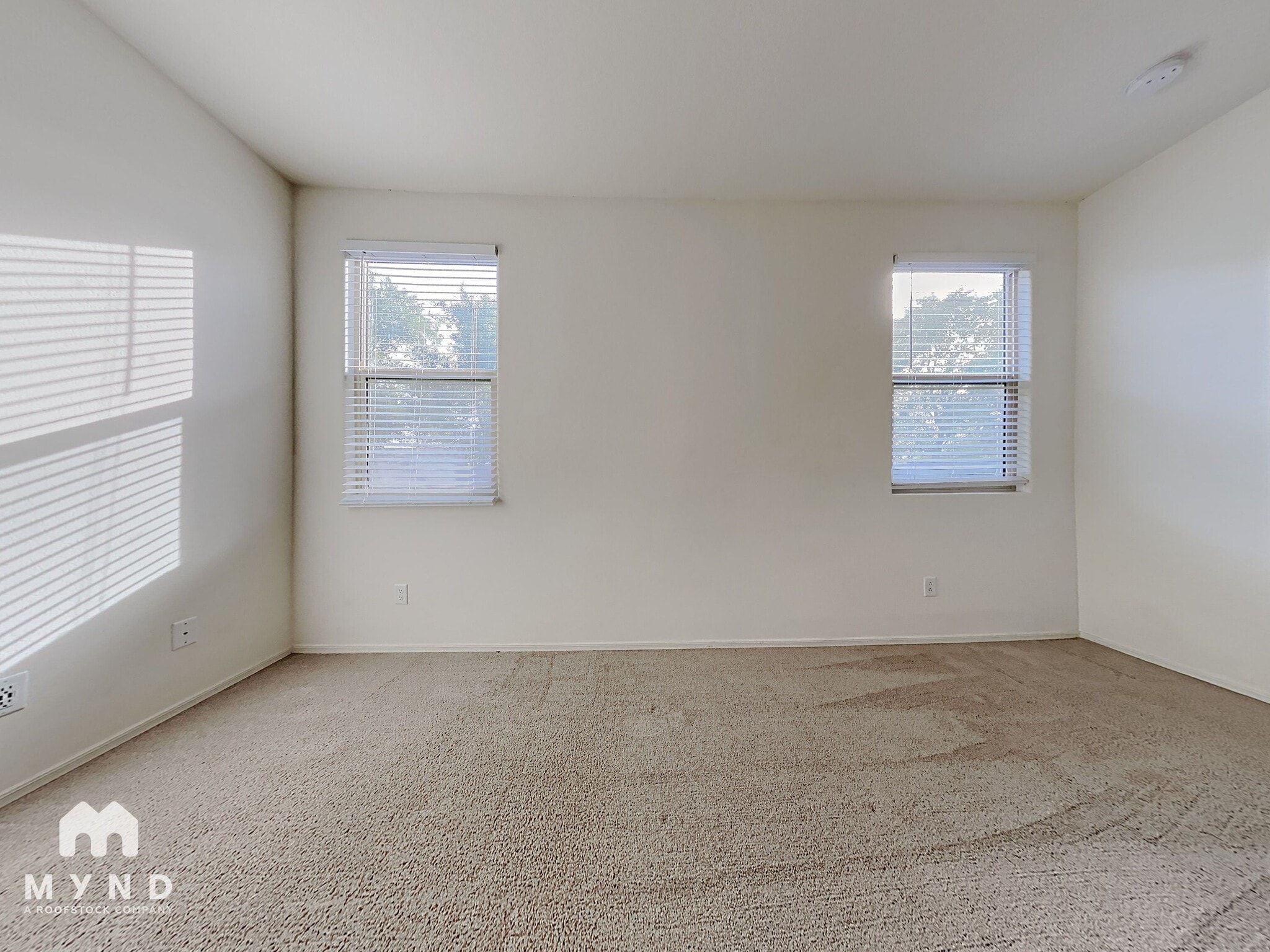 Building Photo - 25541 W Milada Dr