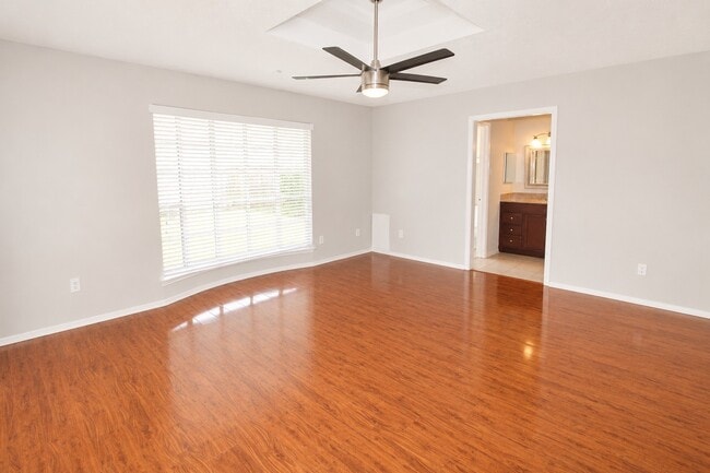 Building Photo - 13511 Brook Hollow Dr