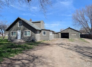 Building Photo - 3 Bedroom 1 Bath House
