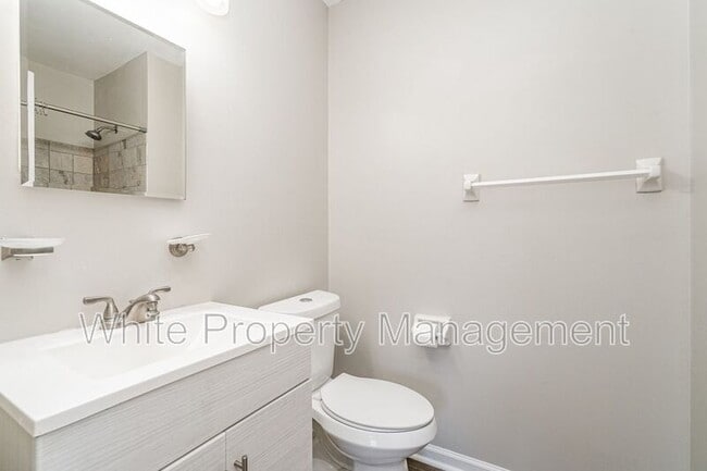 Building Photo - 6165 Meadow Rose Ln