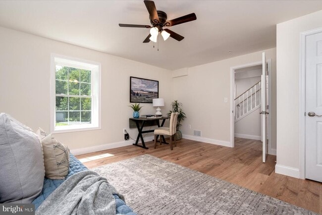 Building Photo - 1400 Lower View Ct