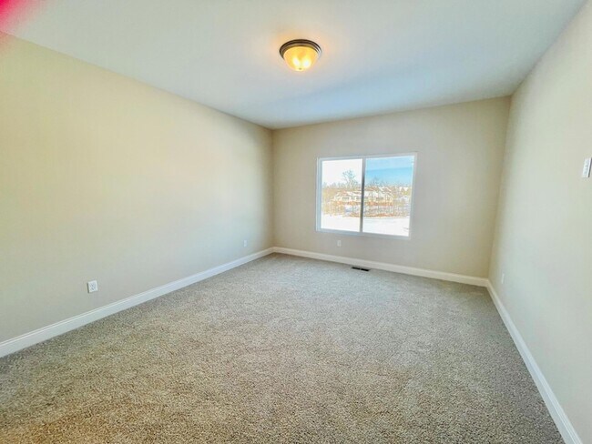 Building Photo - 8434 Concerto Ct