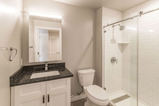 Building Photo - 507 S 8th St