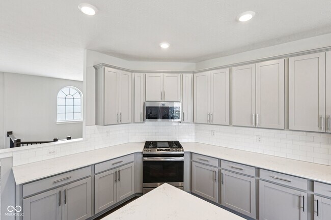 Building Photo - 17285 Dallington St