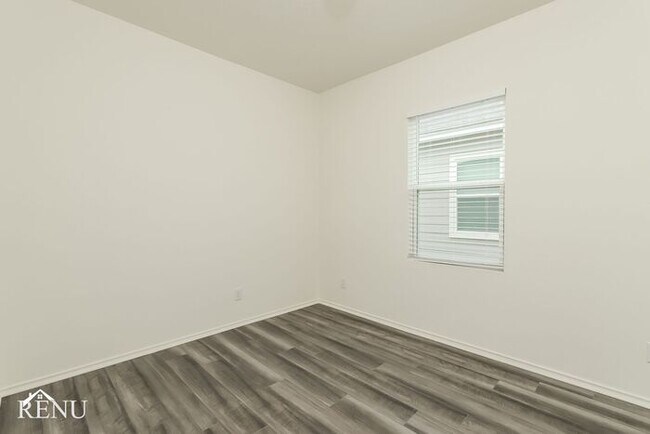 Building Photo - 5202 Dawn Break