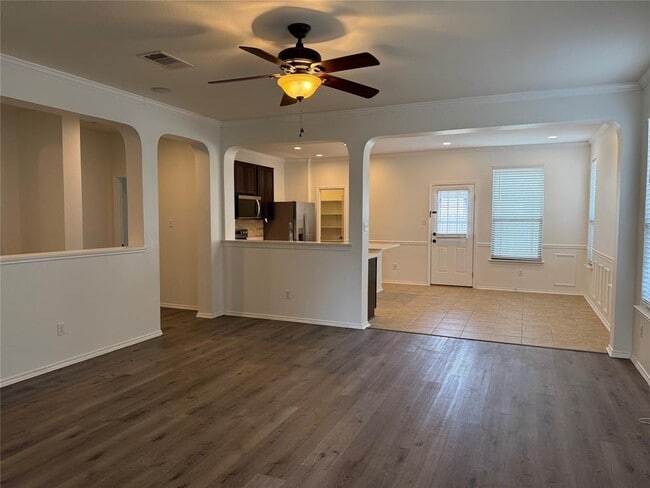Building Photo - 812 Watson Way