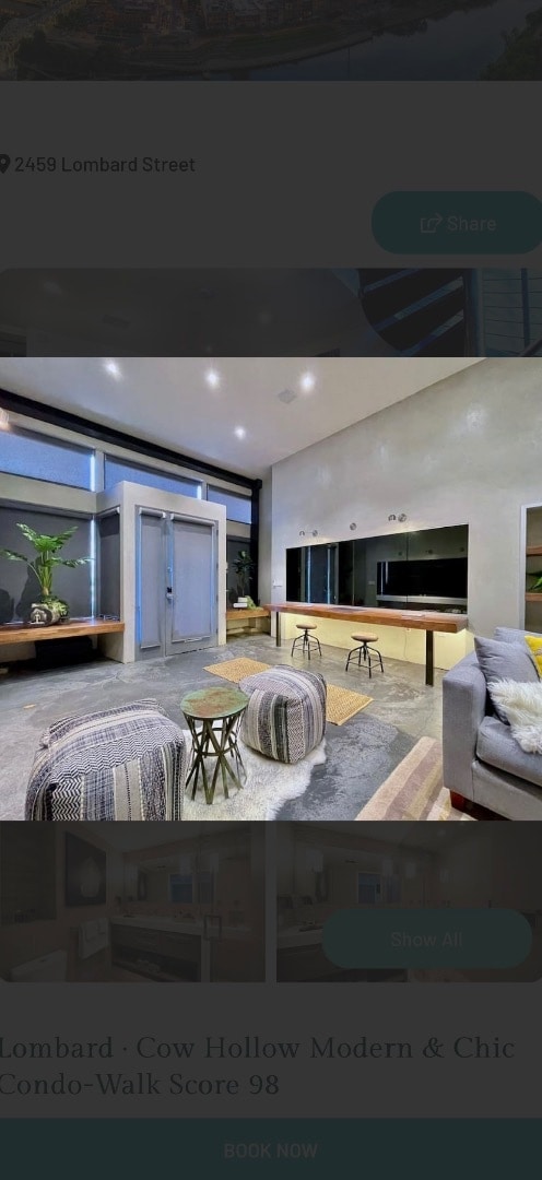 Building Photo - 2459 Lombard St