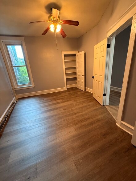 Bed 1 - 6034 N Broad St
