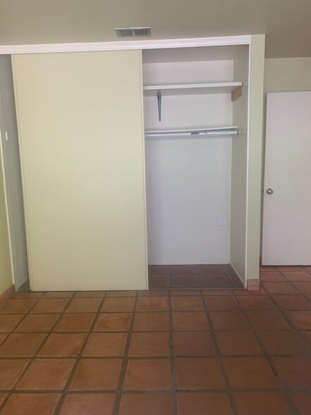 Building Photo - 30 Saint Francis Way