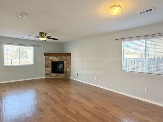 Building Photo - 3910 Reindeer Cir