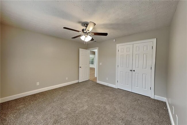Building Photo - 2239 Cluster Ln