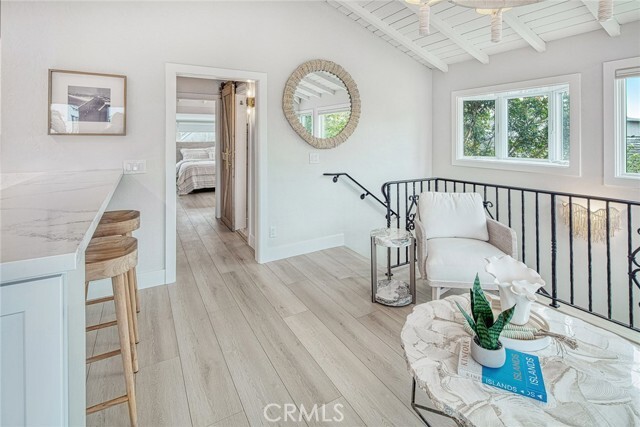 Building Photo - 410 Acacia Ave