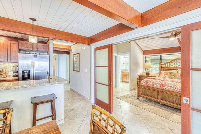 Building Photo - 4521 Lower Honoapiilani Rd