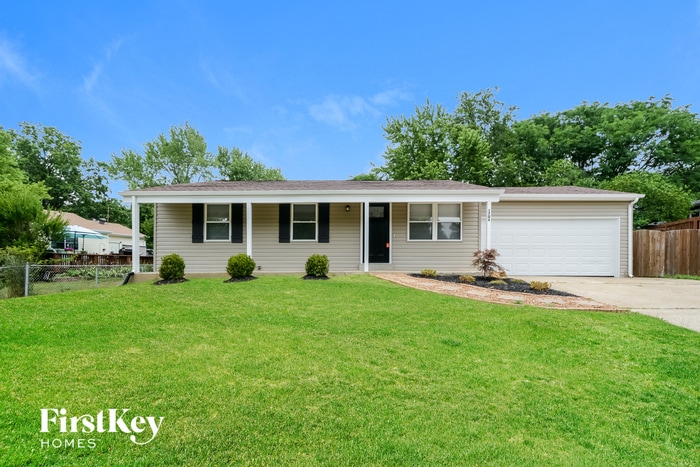 Building Photo - 1706 Pebble Brook Dr