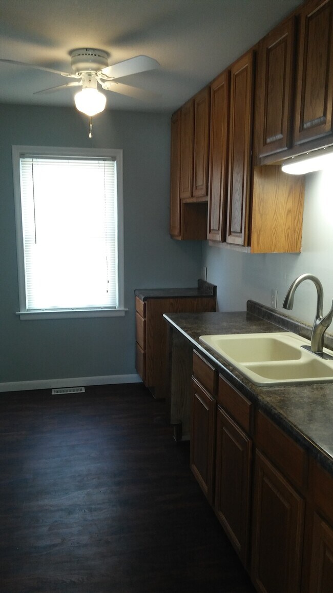 Building Photo - 1117 Clymena St