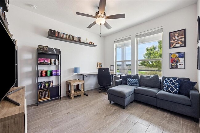 Building Photo - 8112 Skytex St