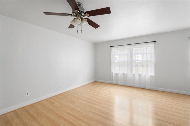 Building Photo - 757 Houston Mill Rd NE