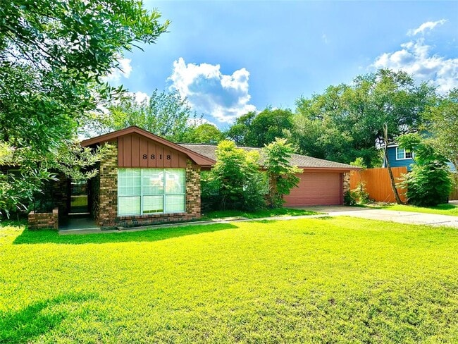 Primary Photo - 8818 Cadawac Rd
