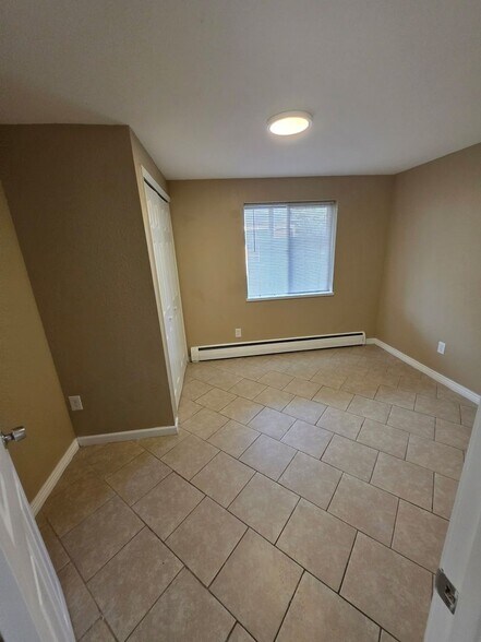 Building Photo - 2041 Fairplay St