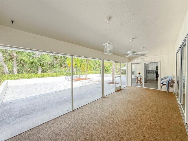Building Photo - 5708 Garden Lakes Fern
