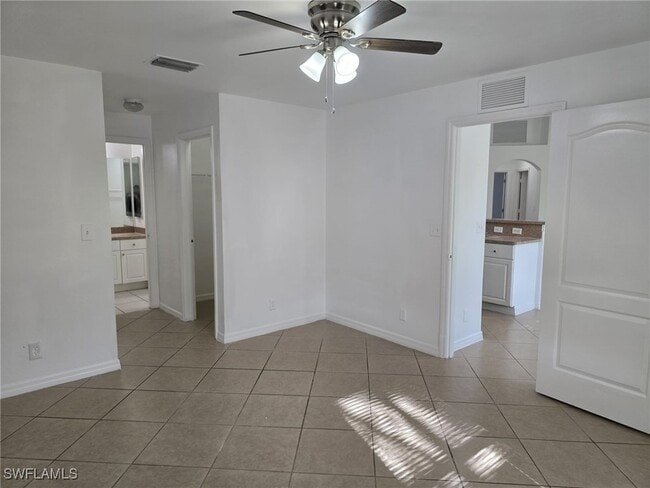 Building Photo - 4325 Garden Blvd