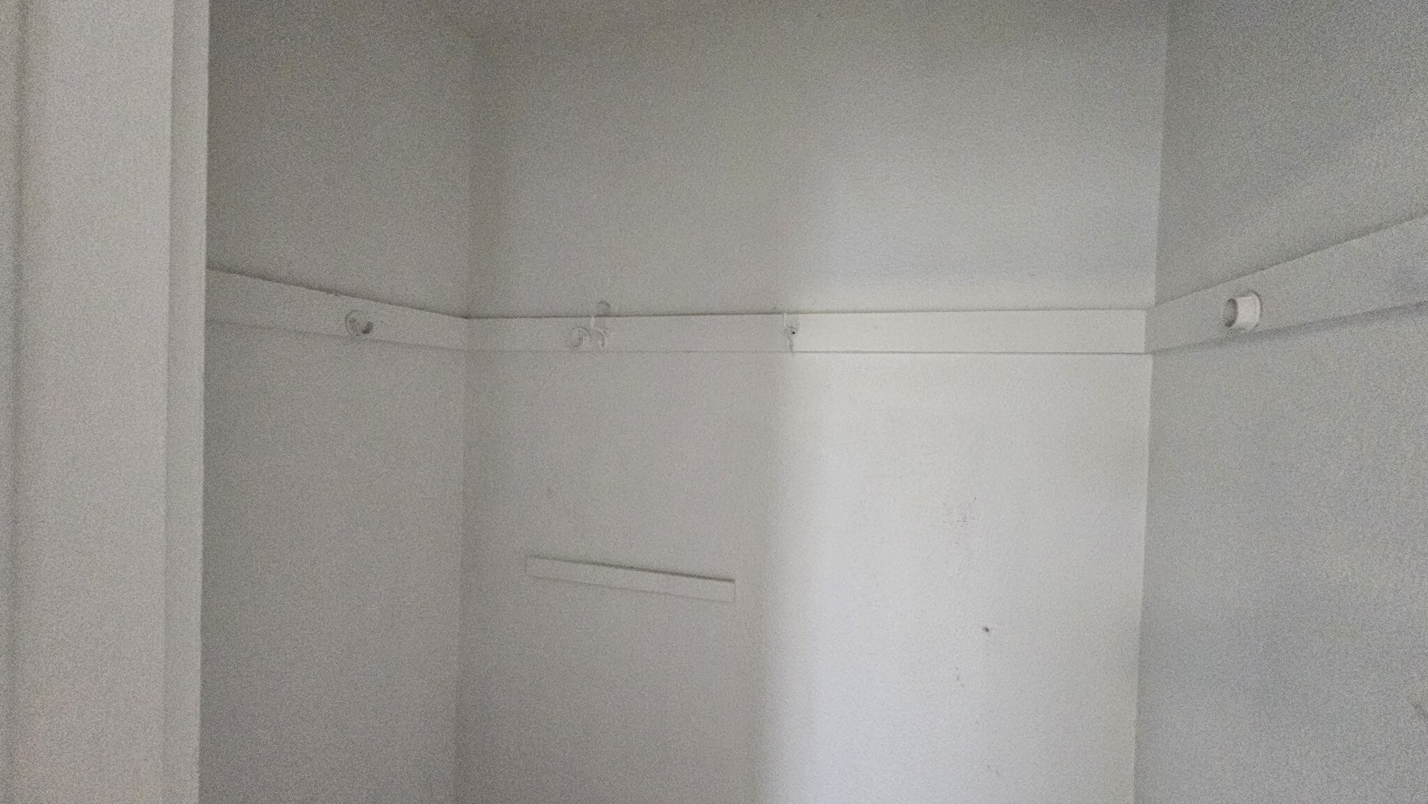 Bedroom #5 Walk-in Closet - 903 W Conger St
