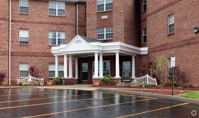 Building Photo - Quarry Ridge