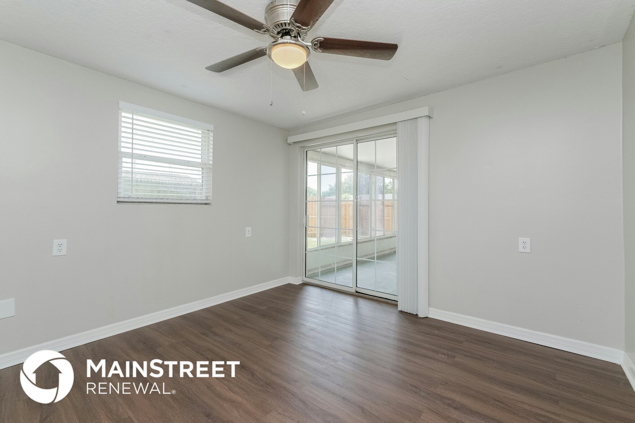 Building Photo - 5700 Thrush Dr
