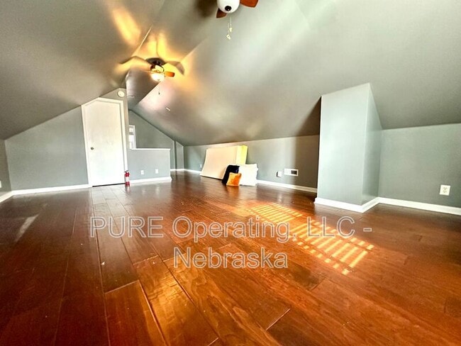 Building Photo - 5120 Franklin St