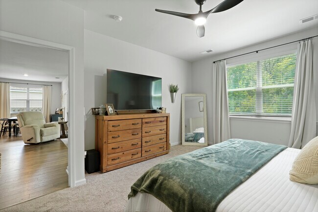 Building Photo - 41 Gypsea Ln