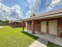 Building Photo - 3322A Carver Rd